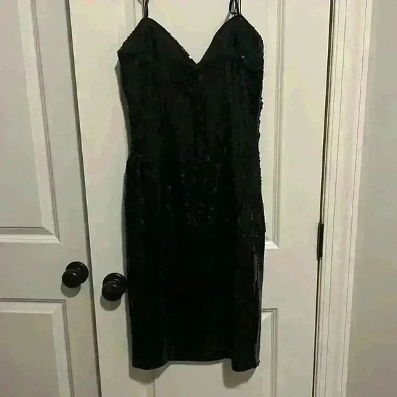 Tadashi Shoji s 10 Vintage 80’s Formal Gown Sequin Dress Black Timeless Classic - Picture 4 of 12